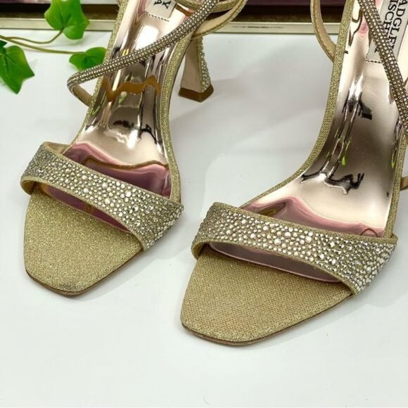 Badgley Mischka Brand Sally Curvy Heel Stiletto Sandal in Gold Size 9 - Picture 7 of 11
